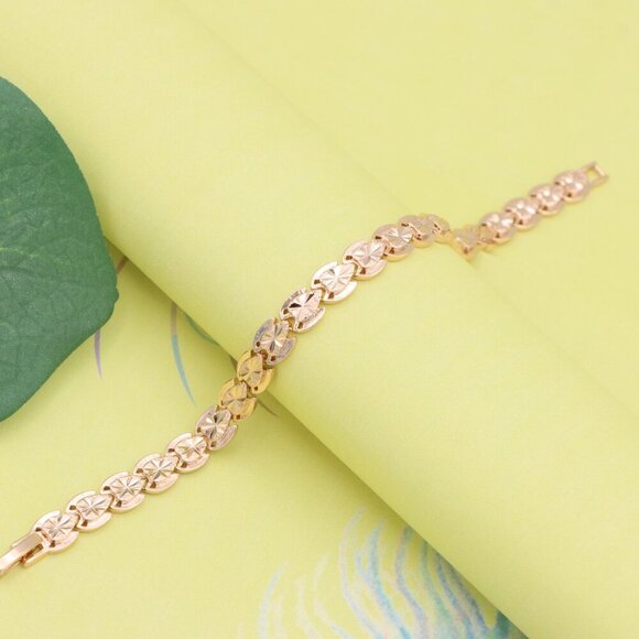 "Rose Gold Bracelet with Etched Disc Pattern in Elegant Finish, XPBL1148 - Picture 5 of 12